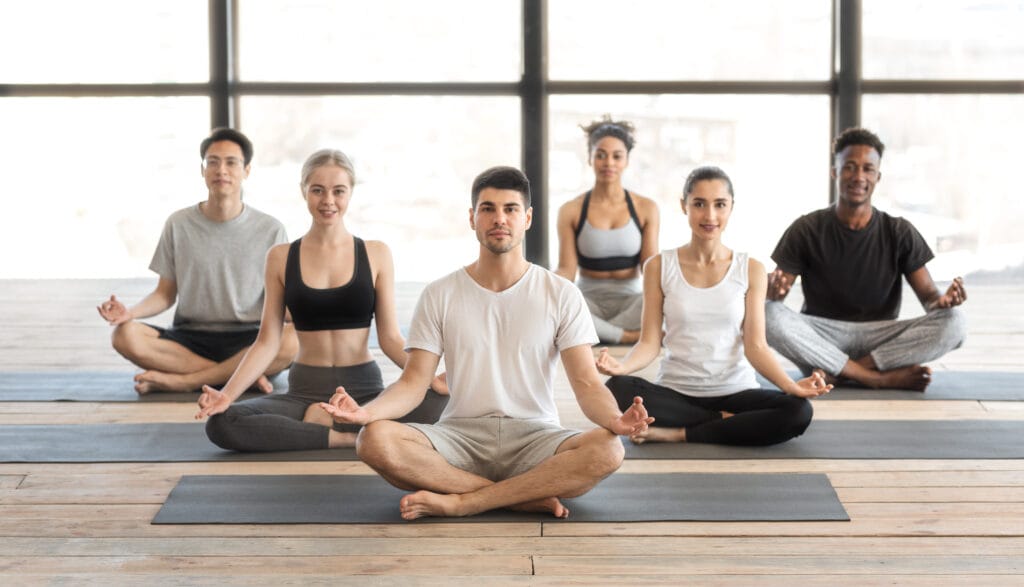 Preparación antes de una clase de yoga