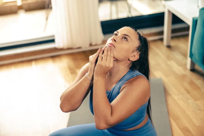 Yoga para aliviar el bruxismo