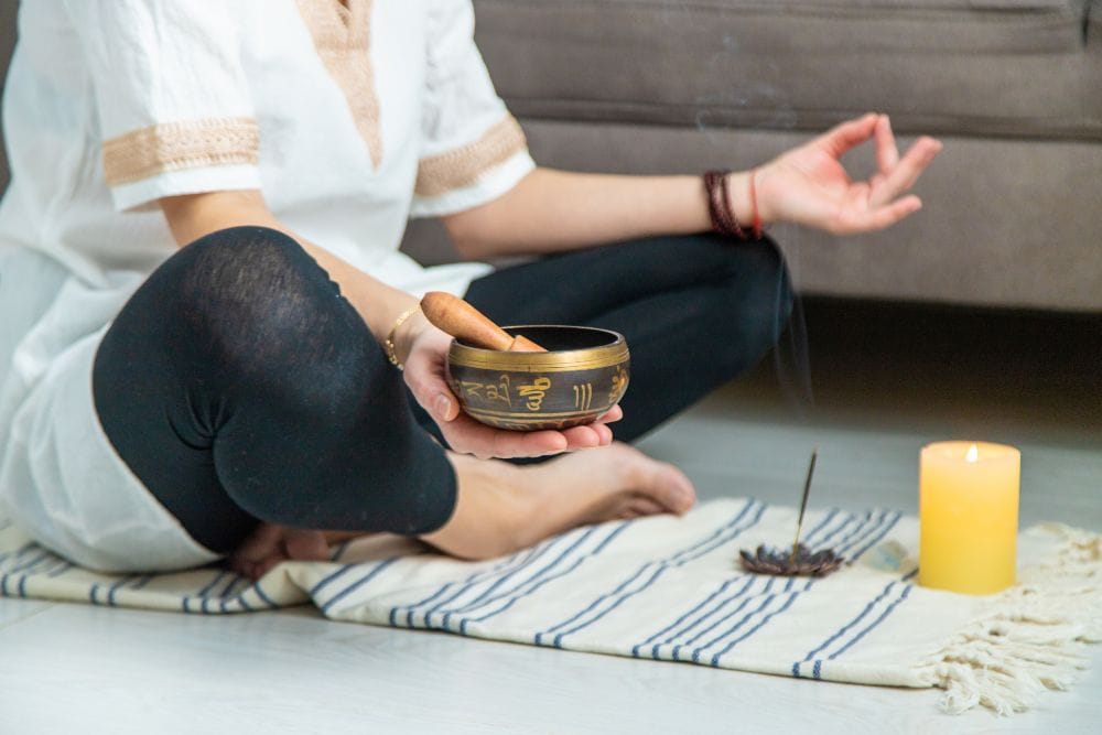 Meditación con cuencos tibetanos