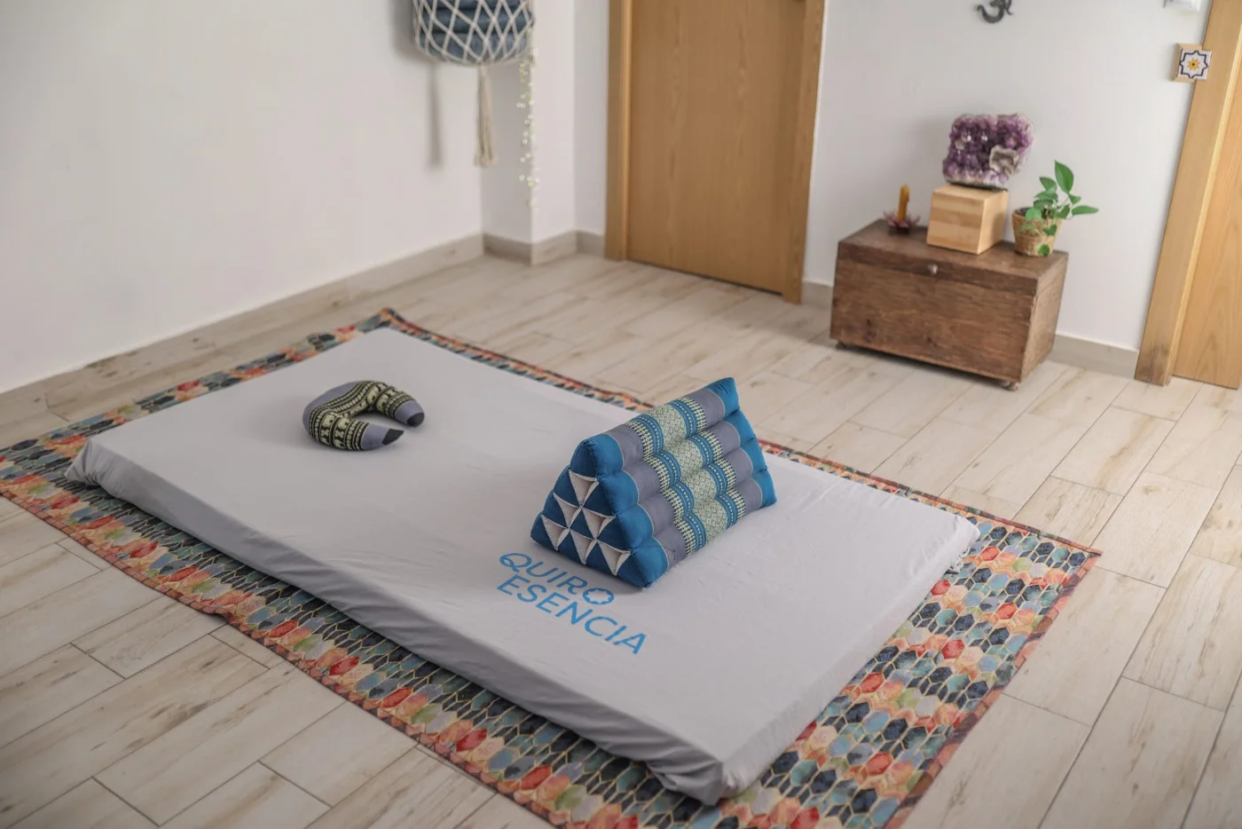 Sala de masaje tailandés en Quiroesencia Granada